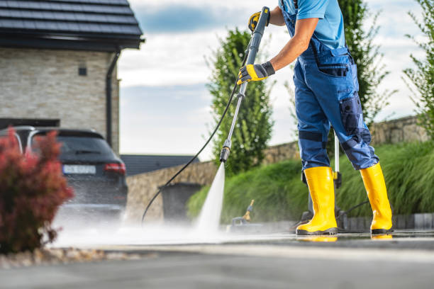 Best Sidewalk Pressure Washing  in La Center, WA