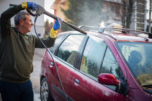 Best Commercial Building Pressure Washing  in La Center, WA